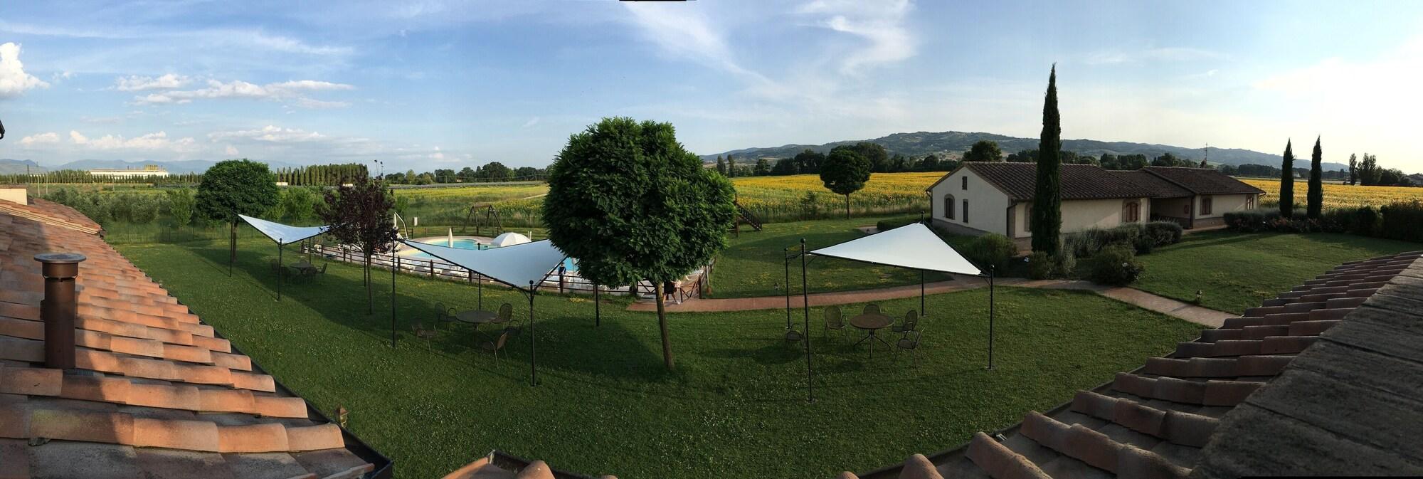 Agriturismo Le Rondini Di Francesco Di Assisi Cannara Exterior photo